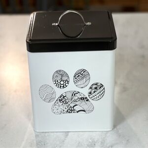 EUC Zentangle Paw Airtight Metal Treat Canister